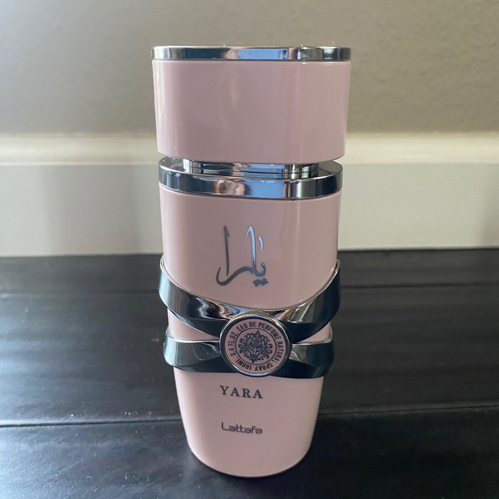 Lattafa Yara pink